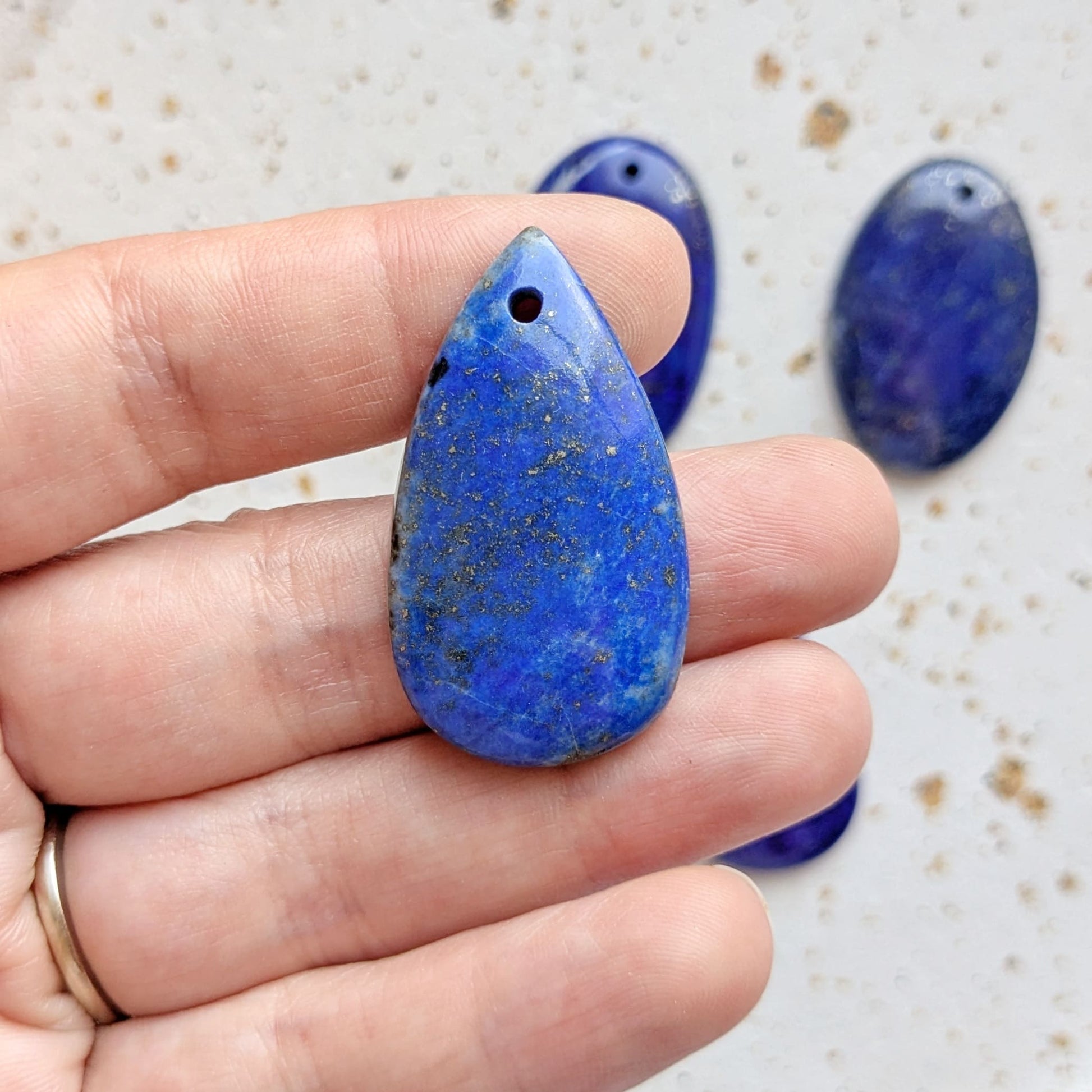 Cabochon pierre naturelle lapis lazuli