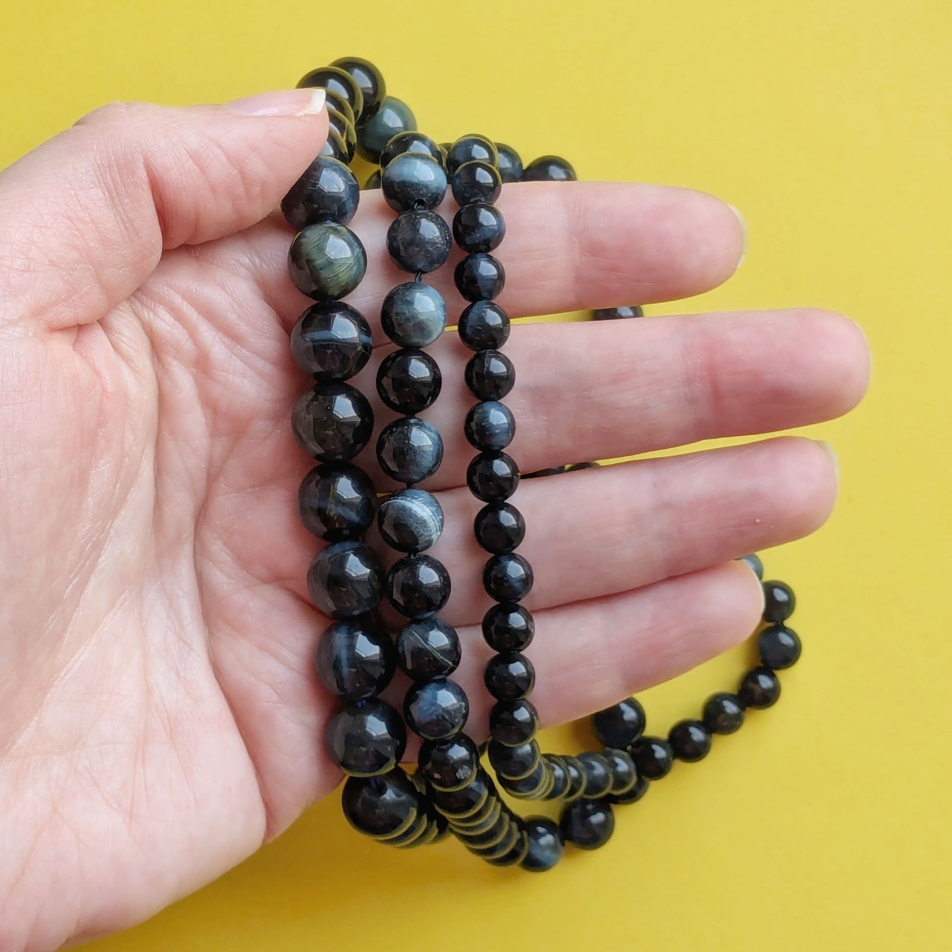 Fil de perles Œil de Faucon