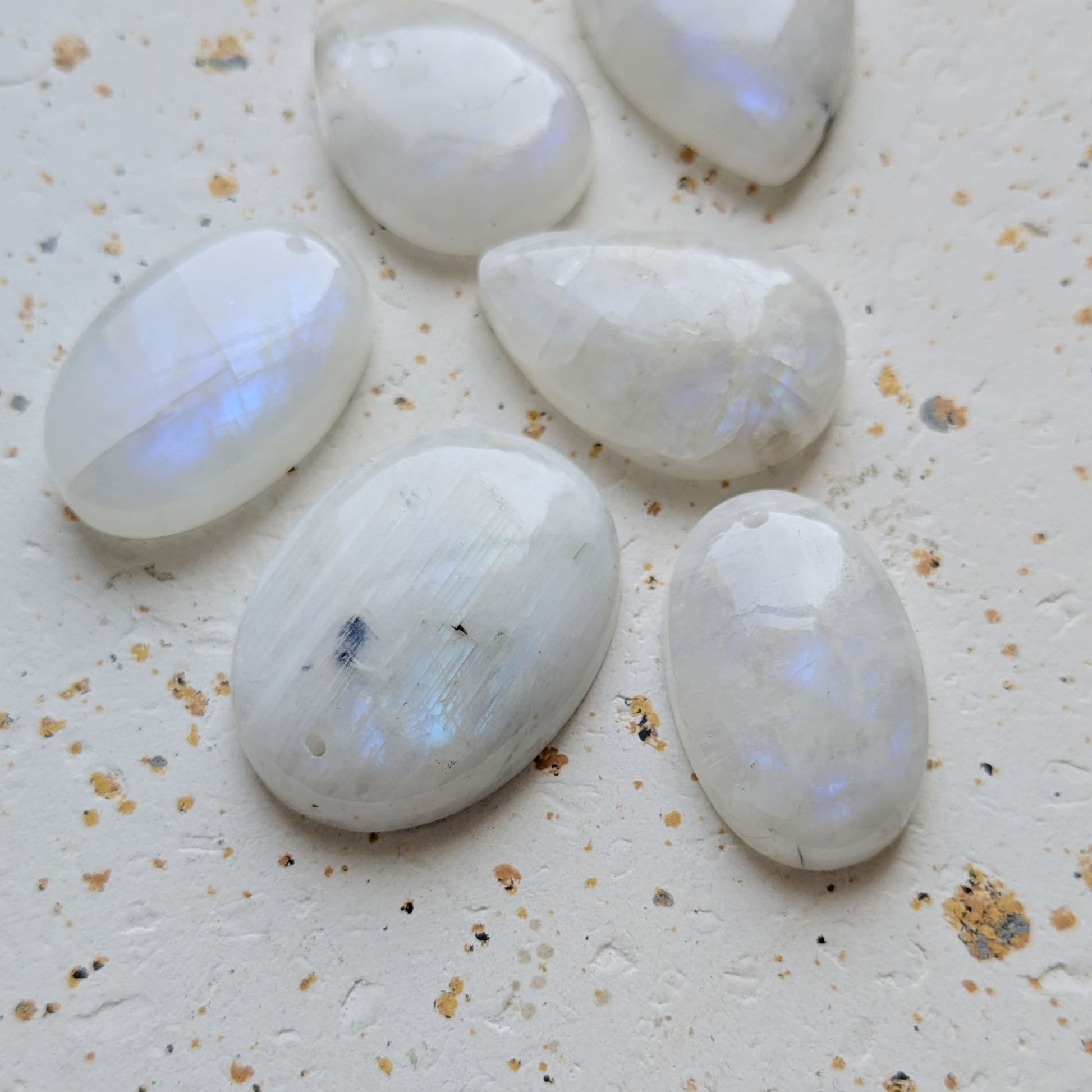 Pendentif pierre peristerite